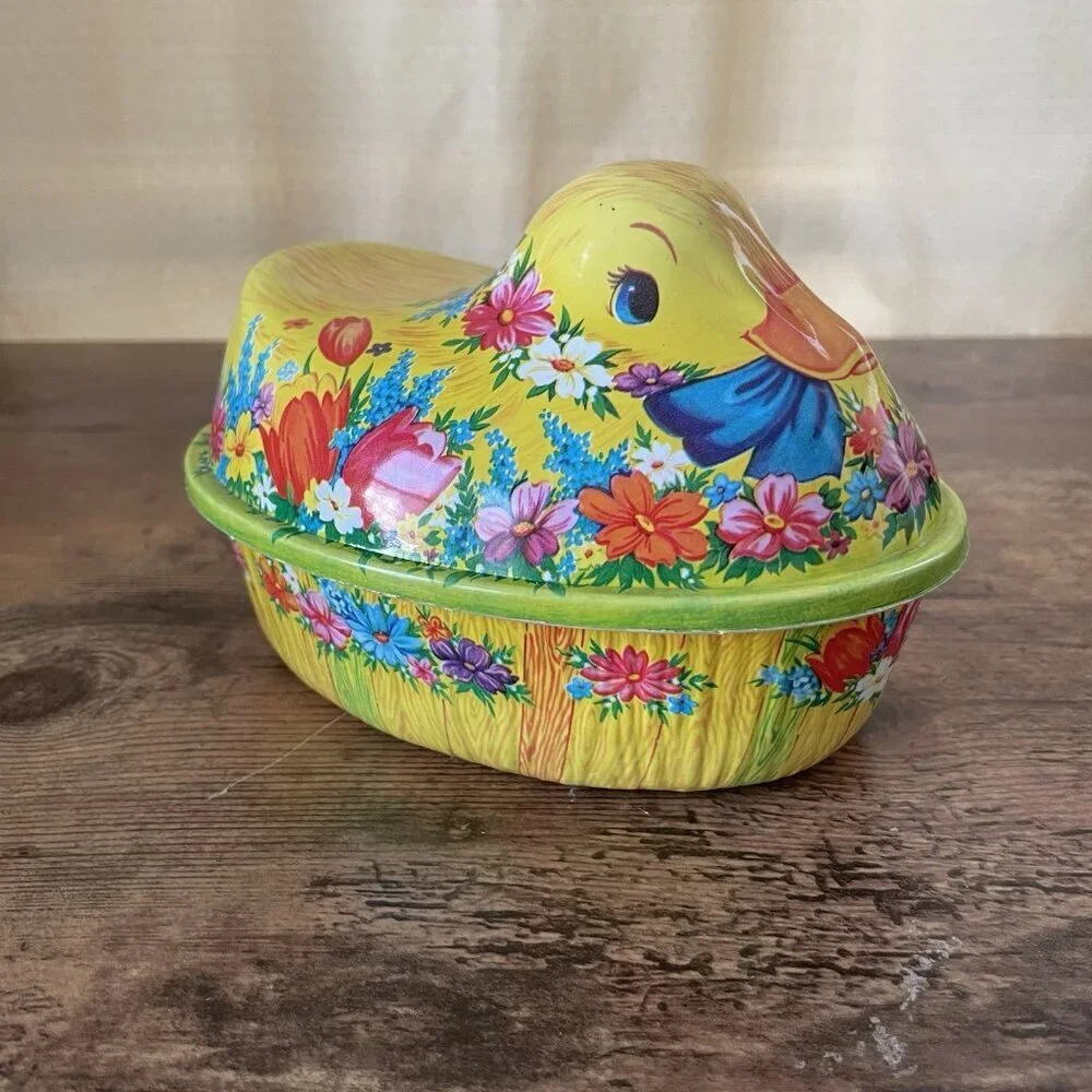 Vintage Ullman Easter Candy Container Duck on Nest Yellow Floral Molded Plastic